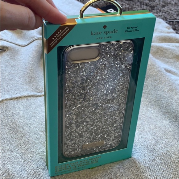 Kate Spade iPhone 7 Plus Silver Glitter Case - Picture 8 of 8